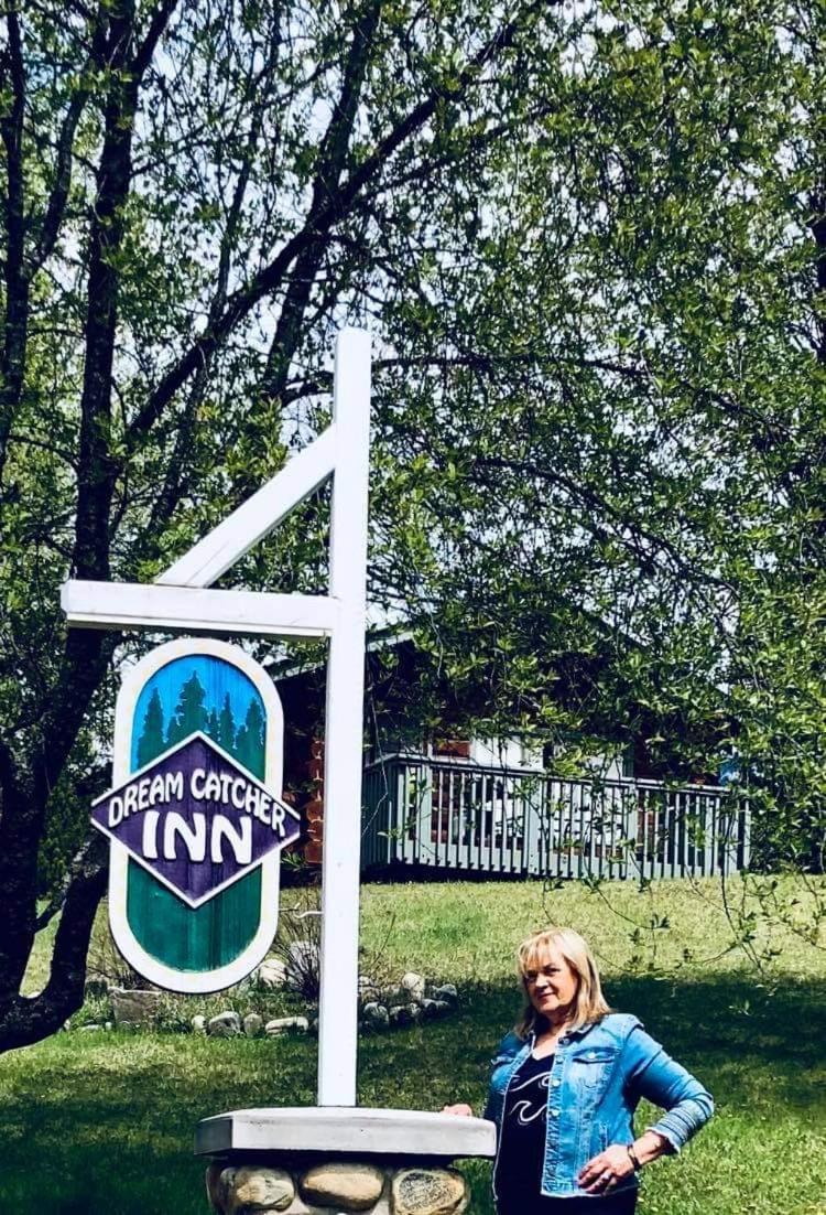 Dream Catcher Inn Valemount Exterior photo