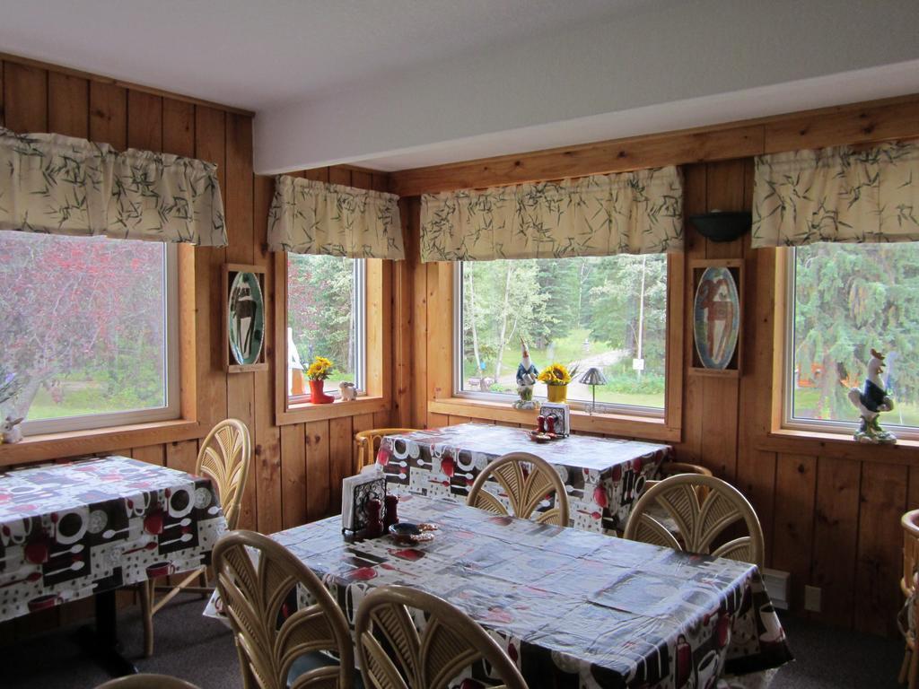 Dream Catcher Inn Valemount Exterior photo