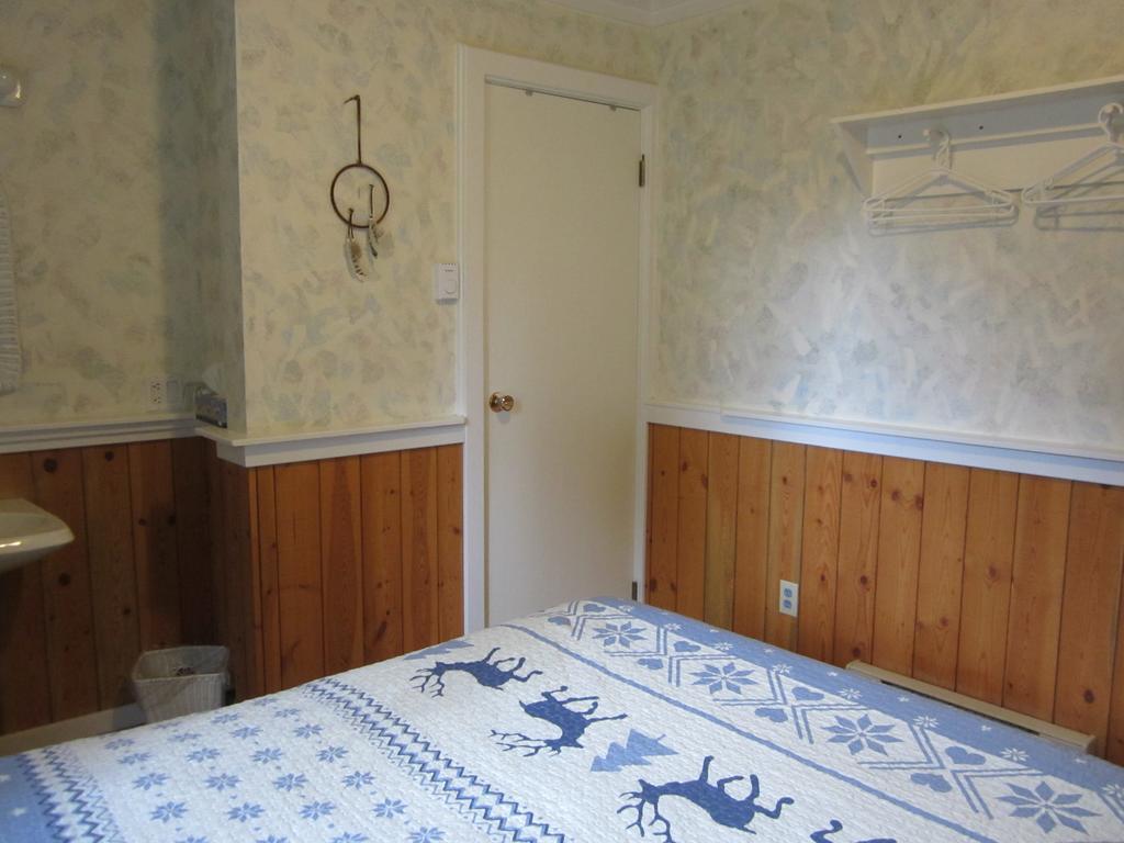 Dream Catcher Inn Valemount Room photo